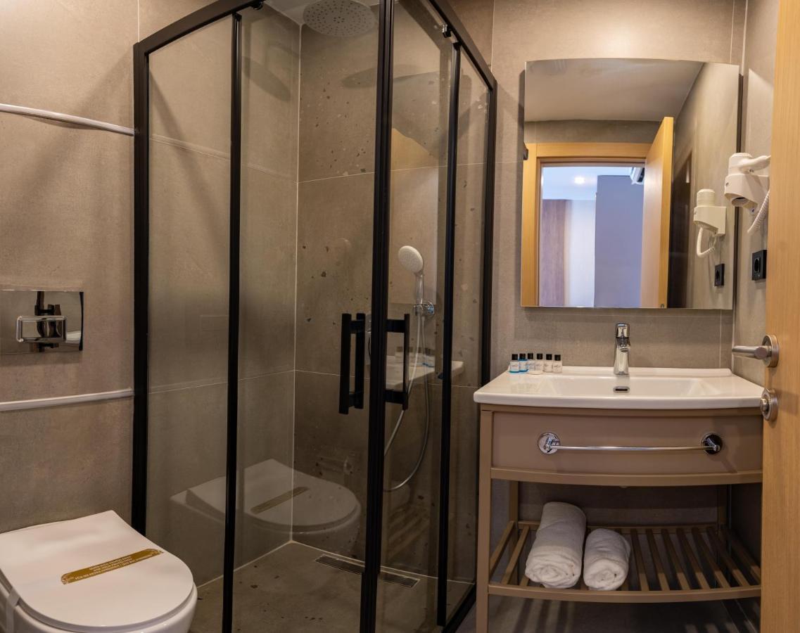 Perast City Hotel Antalya Ngoại thất bức ảnh